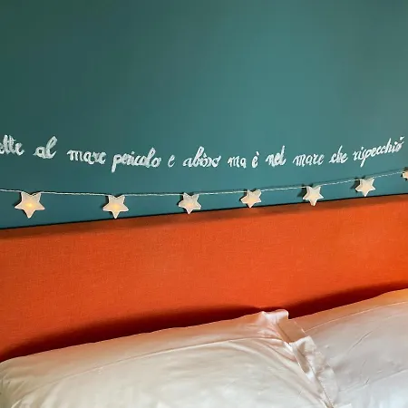 Affittacamere Spaziosa Con Letto Francese E Balcone A 500 Mt Dal Mare 3*